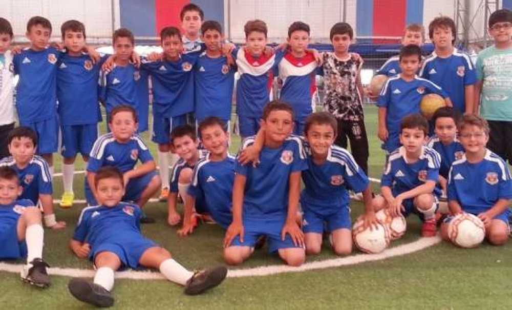 Yıldız Gençlikspor`un Minikleri Hazırlıklarını Sürdürüyor