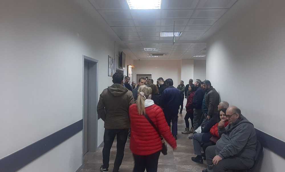 Nüfus Müdürlüklerinde Yoğunluk Yaşanıyor