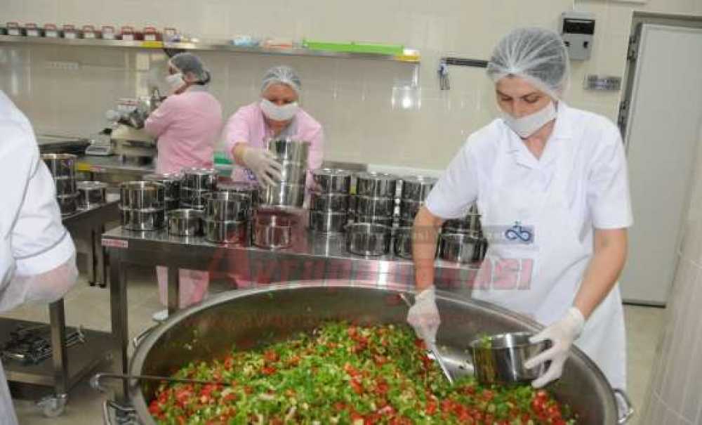 Çorlu Belediyesi Aşevi`nden İhtiyaç Sahiplerine Her Gün Yemek