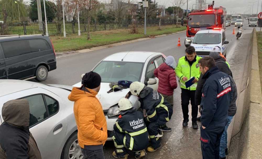 Türkgücü Sapağında Zincirleme Kaza