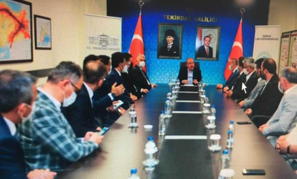 15 Temmuz Okulu Yi̇ne Ortada Kaldi!