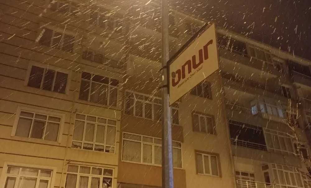 Çorlu'ya İlk Kar Yağdı