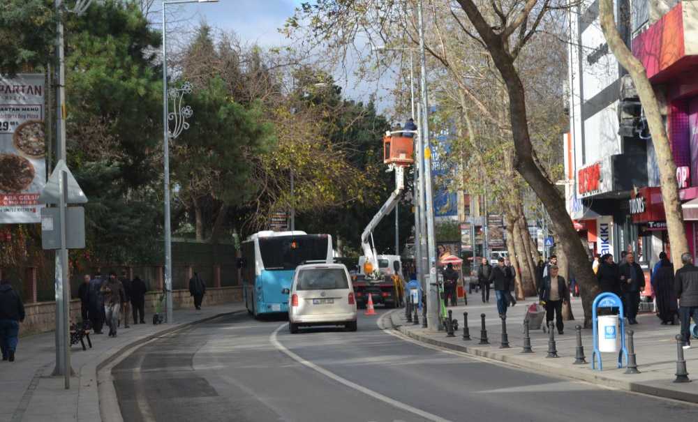 Süsleyeceğim Derken Trafik Aksıyor