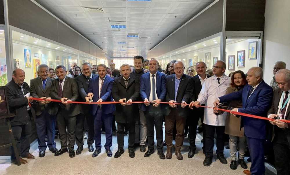 Çorlu Devlet Hastanesi'nde El Sanatları Sergisi Açıldı