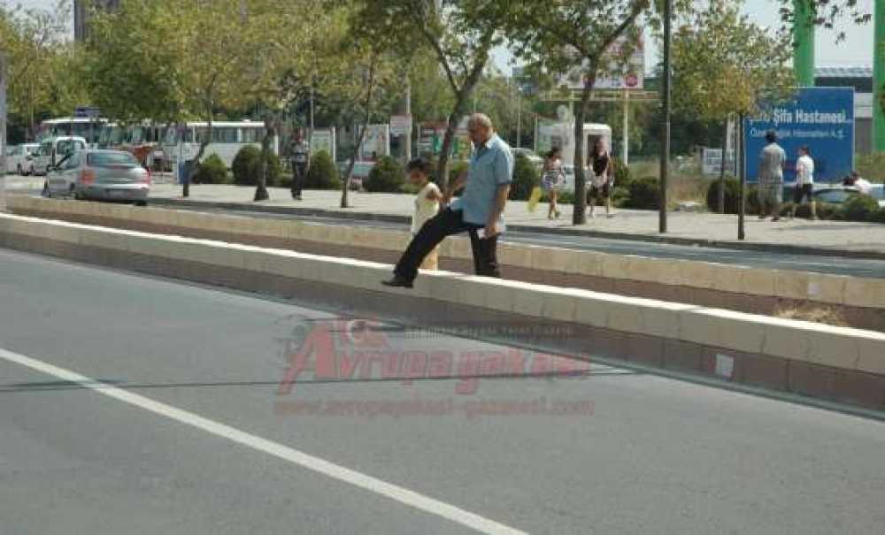 Geçit Var Geçiş Yok