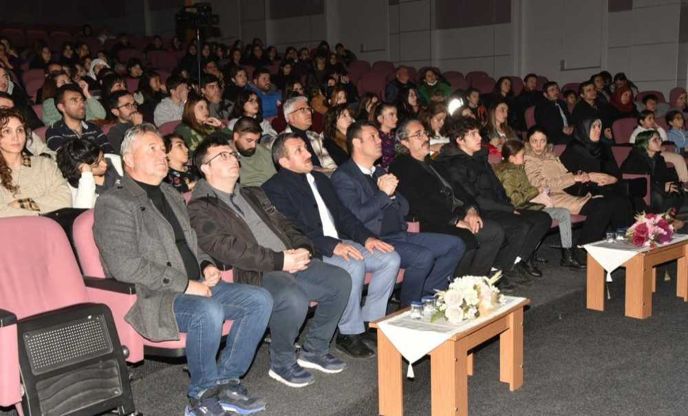 Vatan Yahut Silistre Oyununa Büyük İlgi