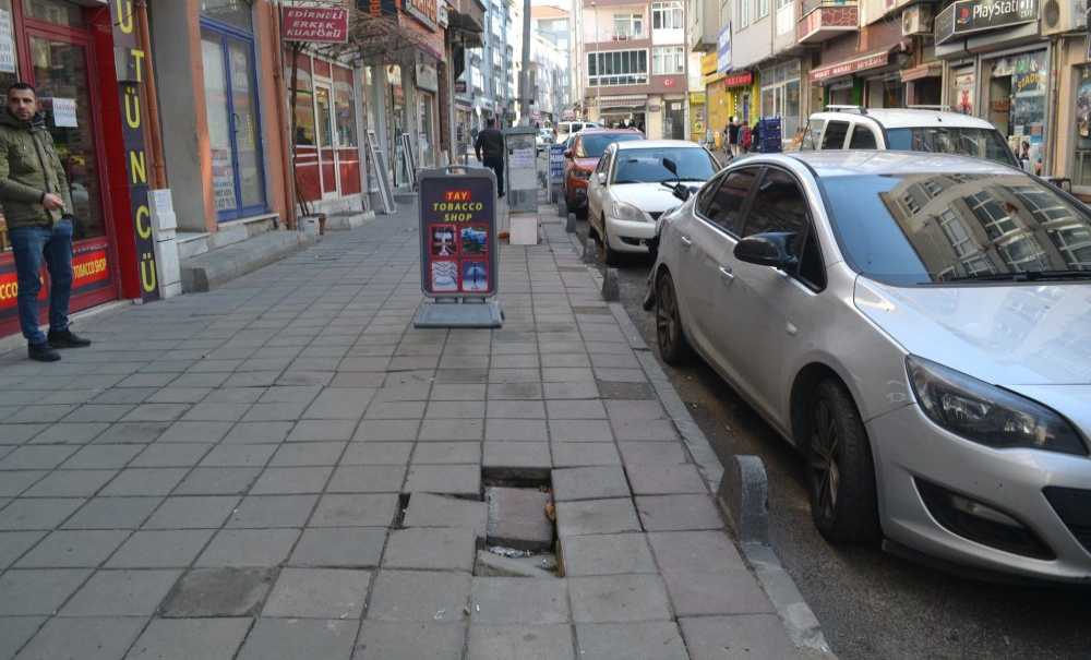 Çorlu'ya Kaldırım Dayanmıyor