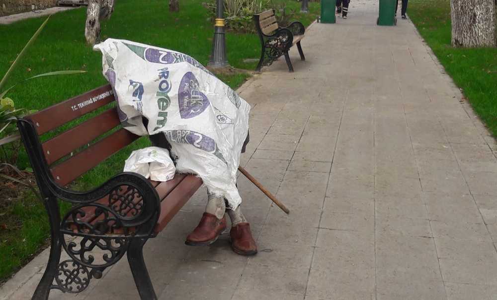 40'A Yakın Evsiz Vatandaşa Kaymakamlık Destek Verdi