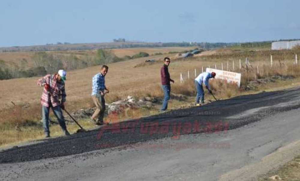 Şahpaz Köyü Yoluna Yamalama