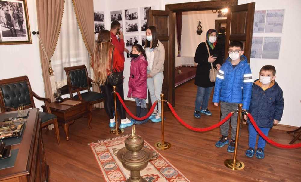 Bir Yılda 33 Bin Ziyaretçi