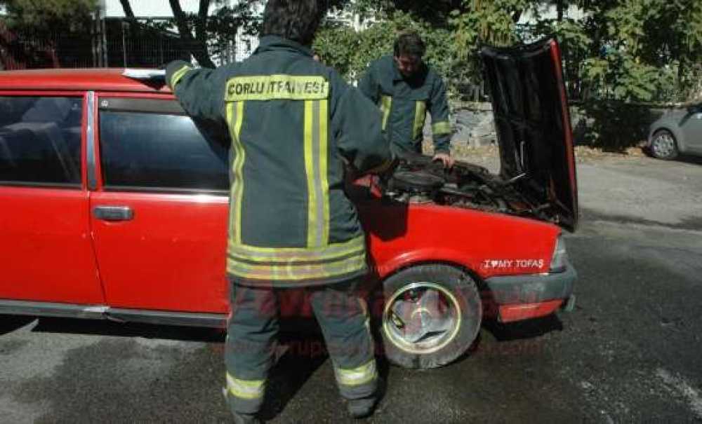 Seyir Halindeki Otomobil Alev Aldı