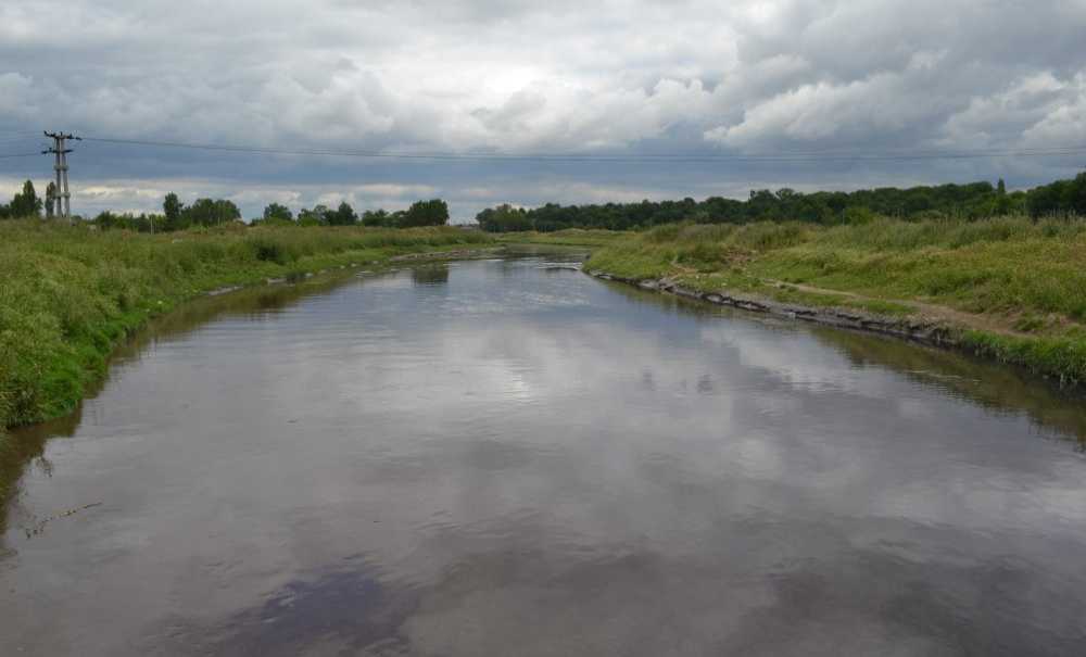 Çorlu Deresi Yine Siyah Akıyor, Yine Kokuyor!
