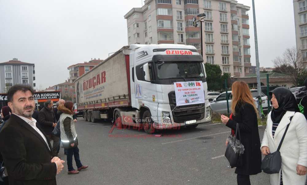 İhh İdlib'e Bir Tir Un Gönderdi