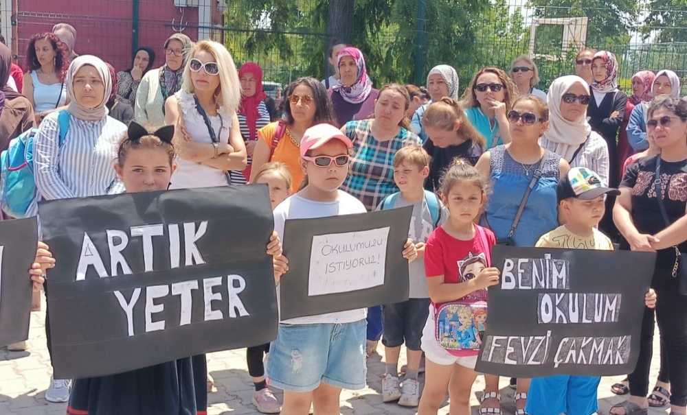 Yüzlerce Konut Yapan Toki̇, Okulları Neden Yapmıyor?