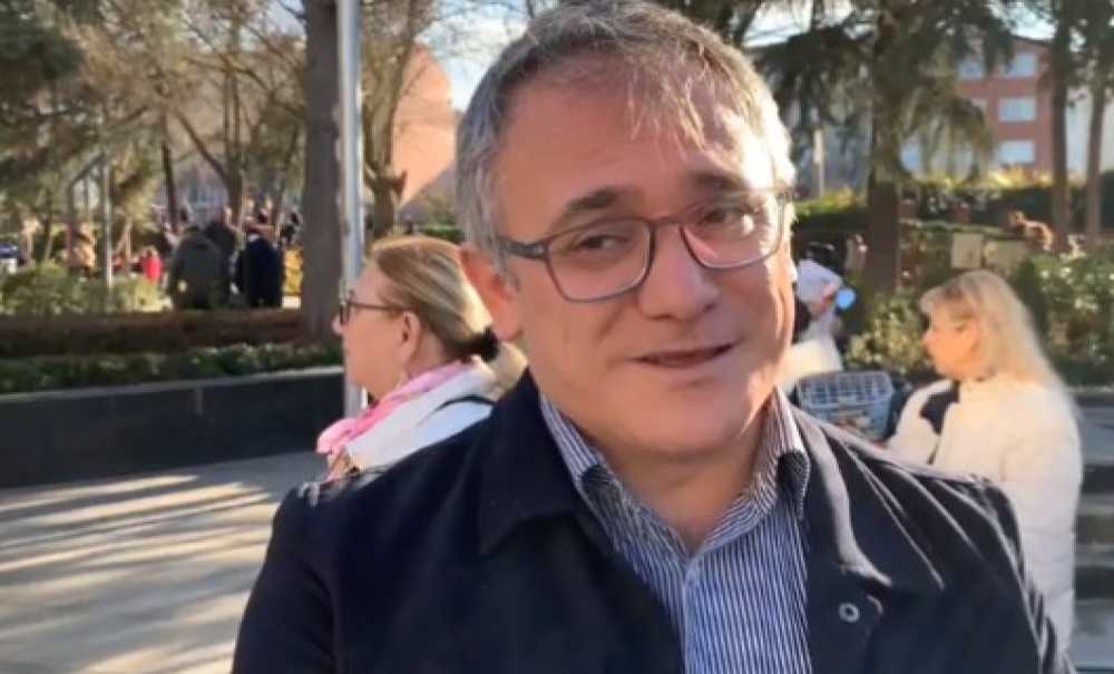 Eyt'liler Lokma Dağıttı