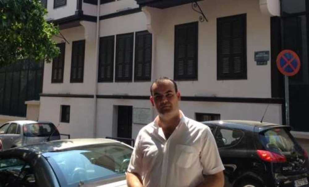 Köprülü`den Bakan Çelik`e Atatürk Evi Sorusu