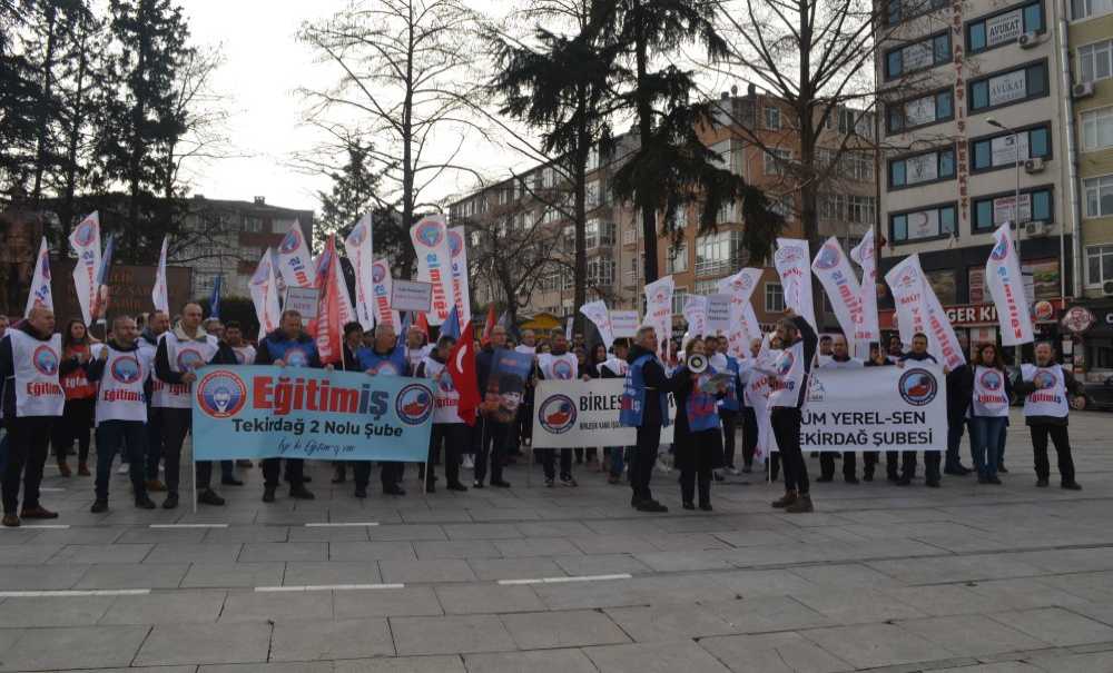 Öğretmenler İş Bıraktı