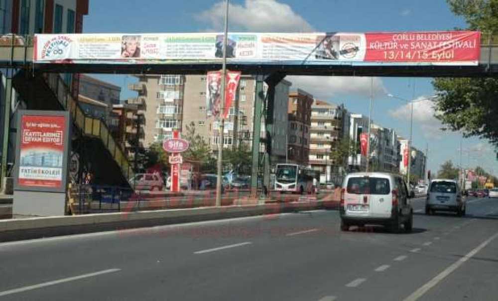 Festival Afişleri Billboardlarda