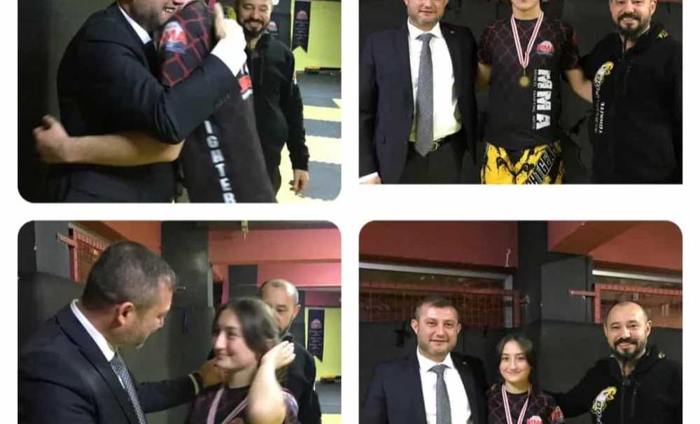 Demir Dojo'dan Başkan Turna'ya Teşekkür Plaketi