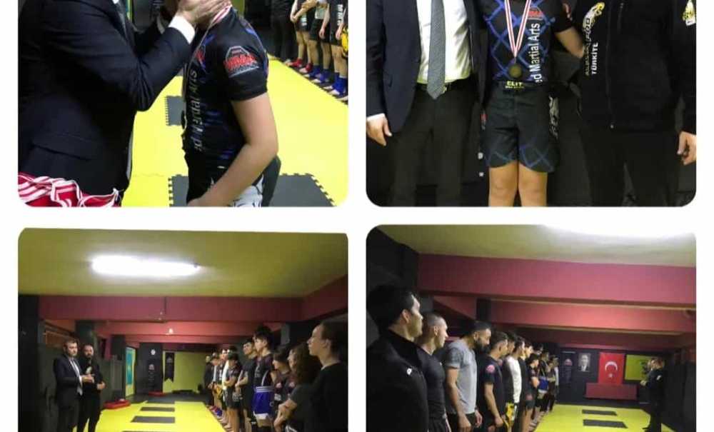 Demir Dojo'dan Başkan Turna'ya Teşekkür Plaketi