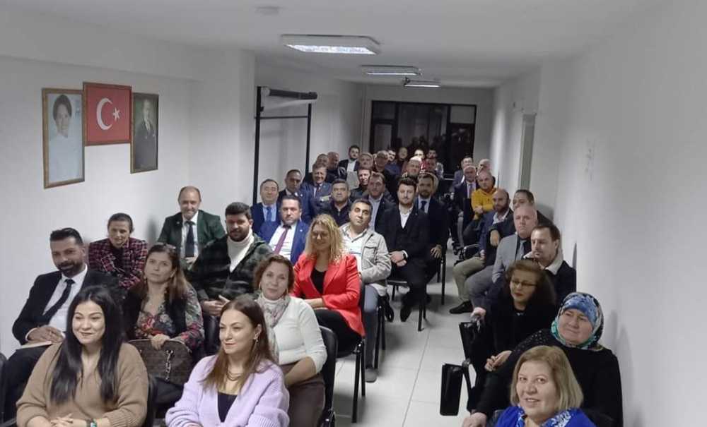 İyi̇ Parti İl Başkanlığı'nda Görev Dağılımı Yapıldı