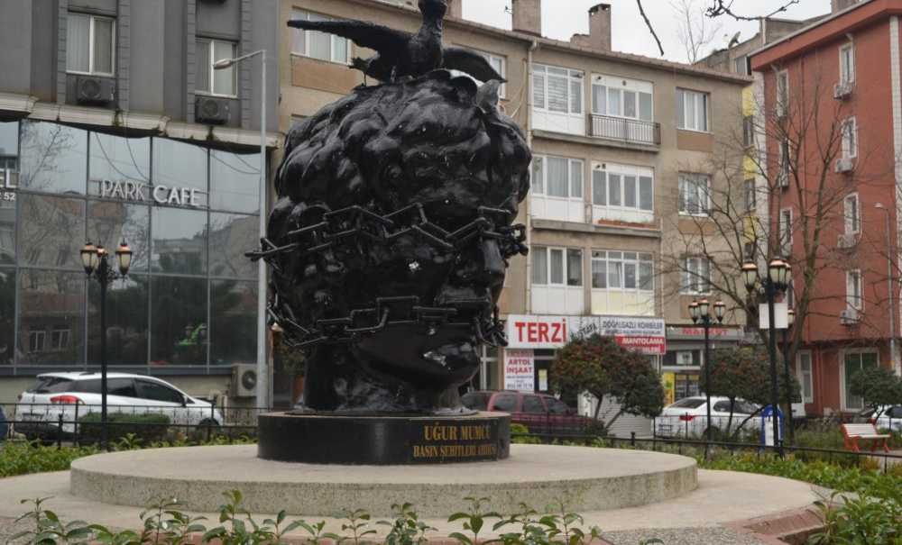 Haberimiz Sonrası Uğur Mumcu Anıtı Düzenlendi