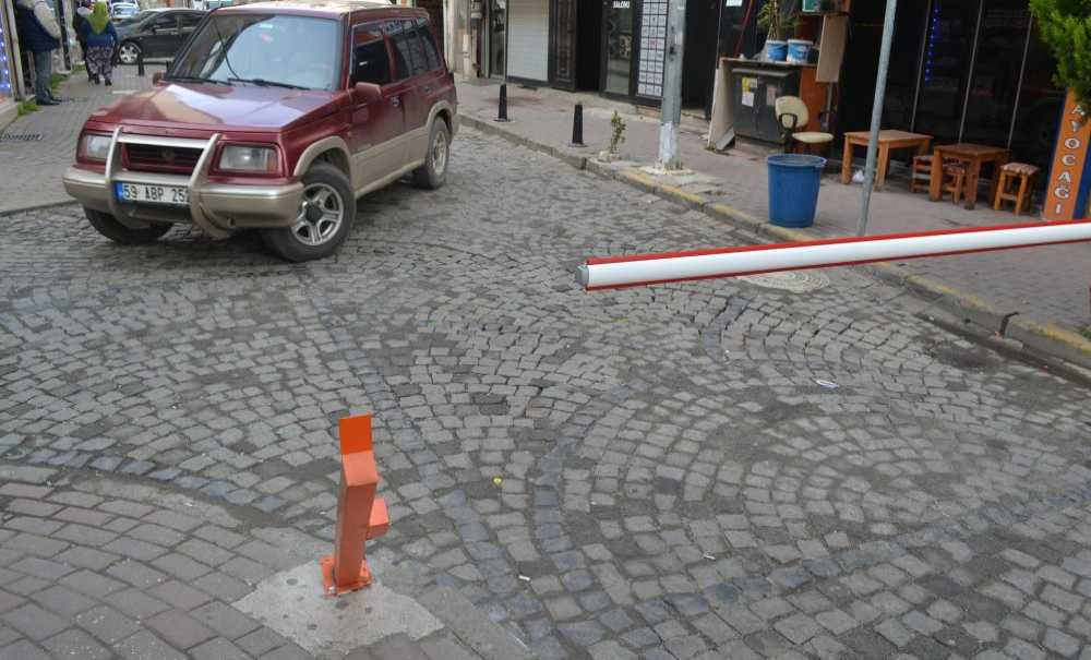 3 Gün Geçmeden Kırıldı