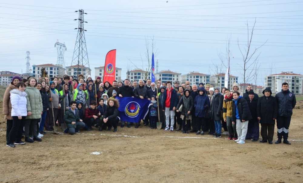 Ted Çorlu Koleji Fidanları Toprakla Buluşturdu