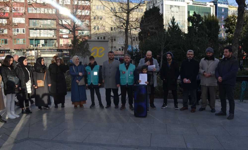 “Batı İnsanlığın Huzurunu Hedef Alıyor”