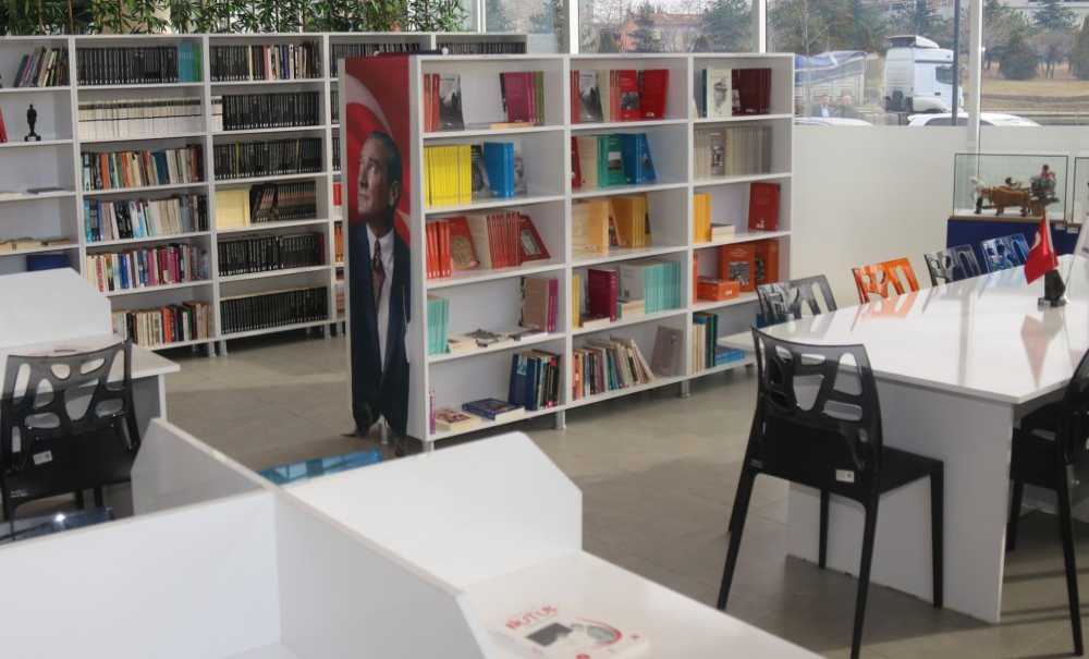 Kütüphane Hafta Sonları Da Hizmet Verecek