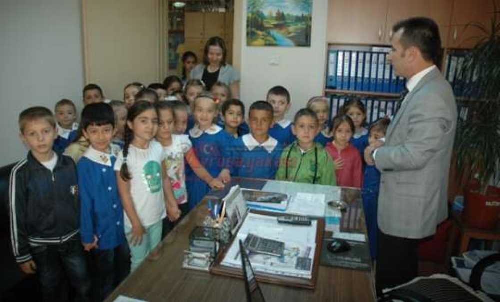10 Bin Öğrenci Okulla Tanıştı