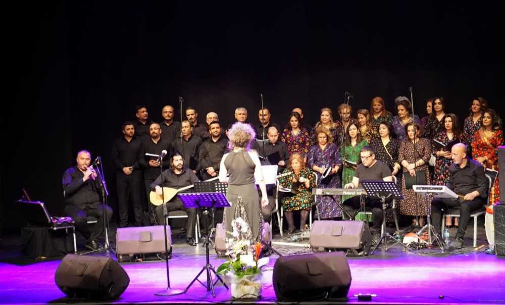 Cem Vakfı Korosu İzleyicileri Büyüledi