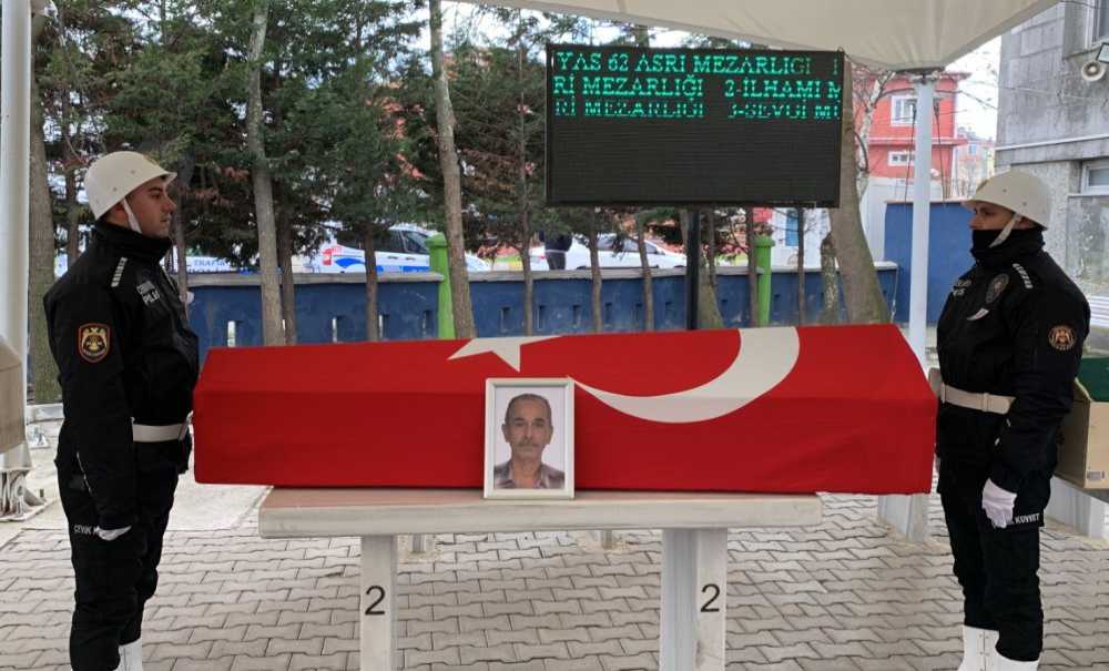 Depremde Ölen Mülayim Çifti Çorlu'da Defnedildi