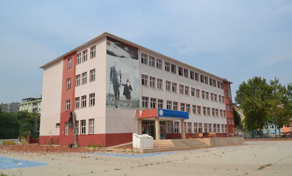 Çorlu'da 6 Okul Daha Boşaltıldı