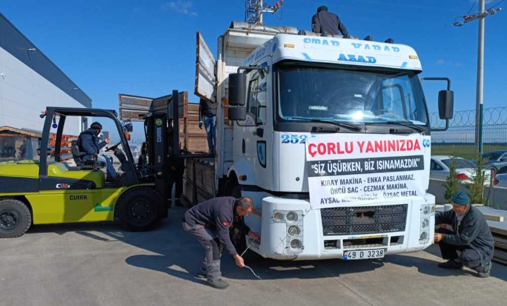 Depremzedelerin Isınması İçin Soba Üretiyor