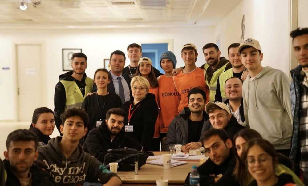 Başkan Sarıkurt Yardıma Koşan Kahramanlarla Buluştu