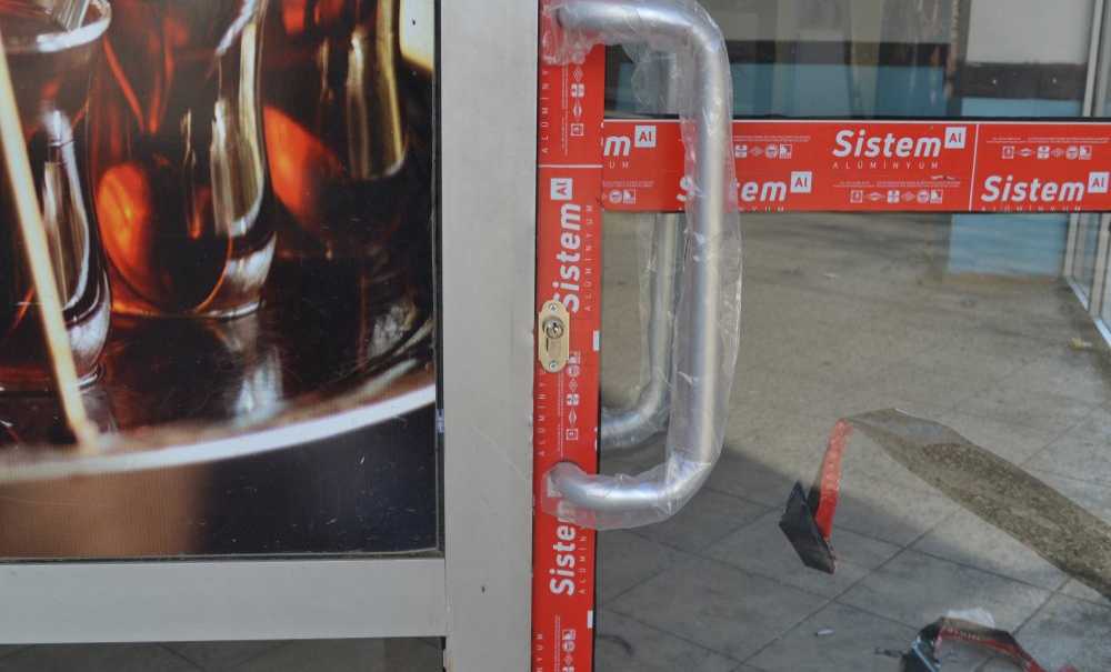 Yağmalanan Dükkanın Güvenliği Sağlandı