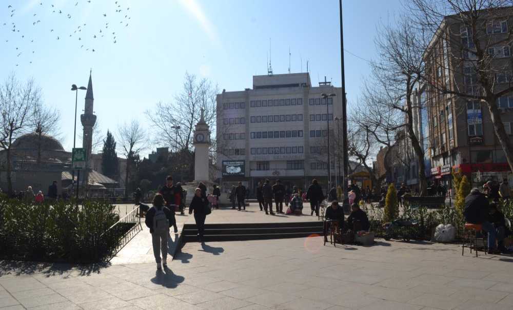 Günler Sonra Güneş Yüzünü Gösterdi