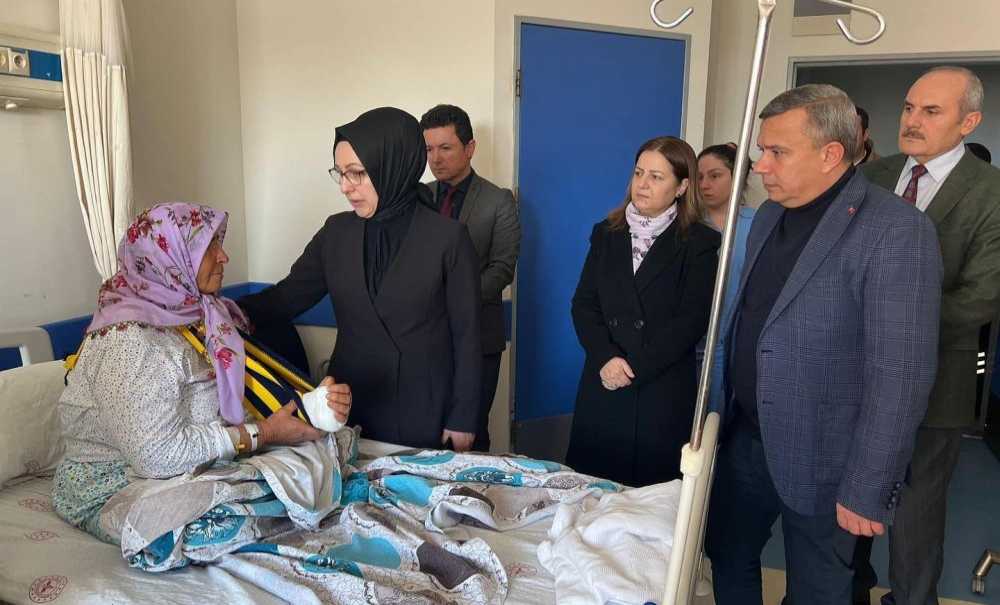 Tedavi Gören Depremzedeleri Ziyaret Ettiler