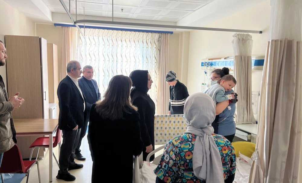 Tedavi Gören Depremzedeleri Ziyaret Ettiler