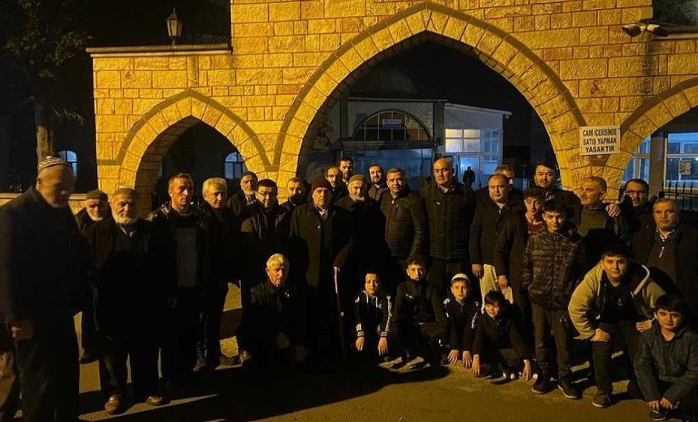 Ak Parti Çorlulu Vatandaşların Kandilini Kutladı