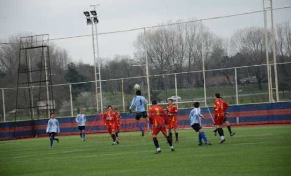 U-15 Ve U-19 Liglerinde Maçlar Başladı