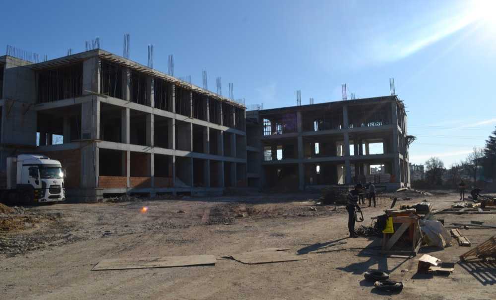 Yapılan Tek Okul Hızla Yükseliyor