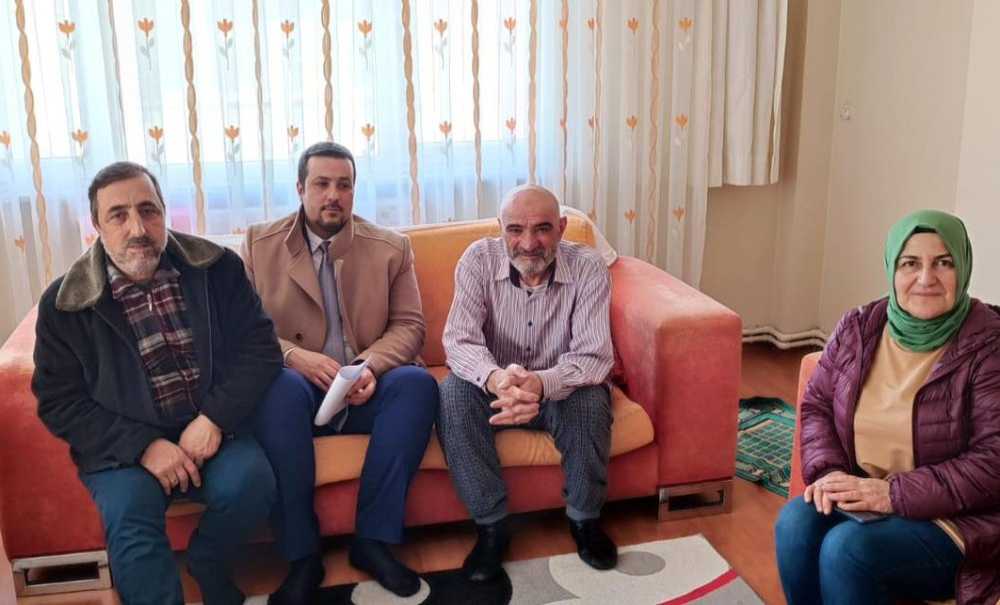 Ak Parti Depremzedeleri Yalnız Bırakmadı