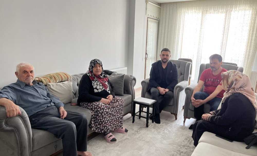 Ak Parti Depremzedeleri Yalnız Bırakmadı