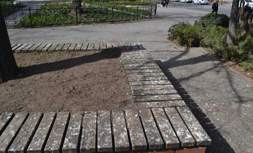 Parklardaki Pislik Gözlerden Kaçmıyor