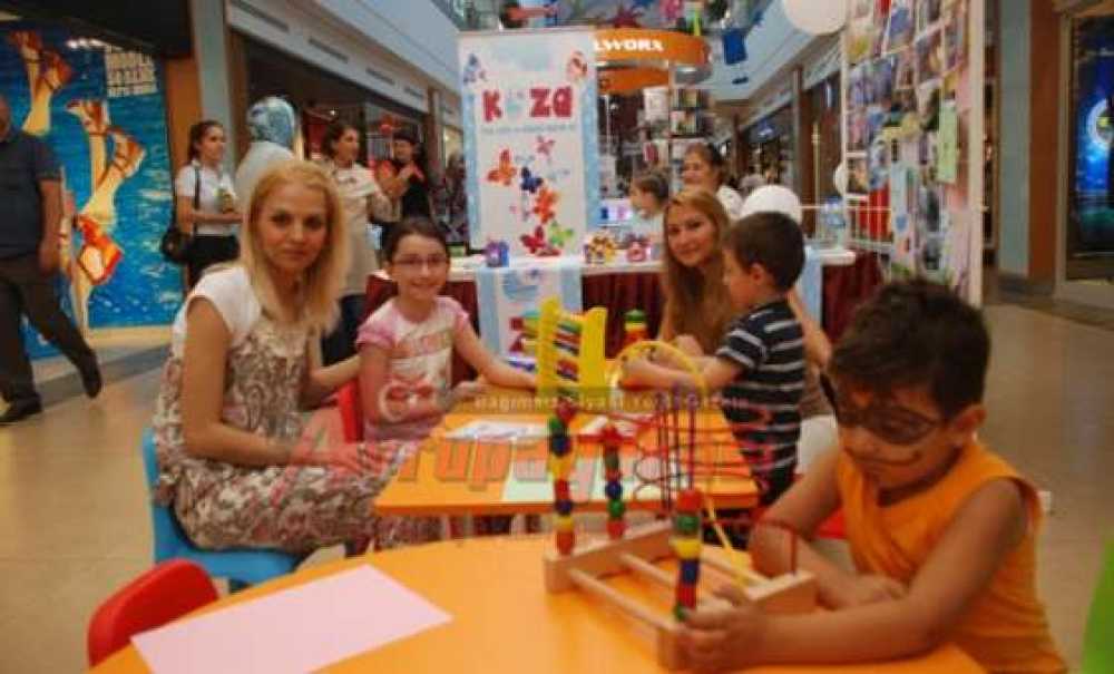 Koza Kreş Orion Avm`de Tanıtım Standı Açtı