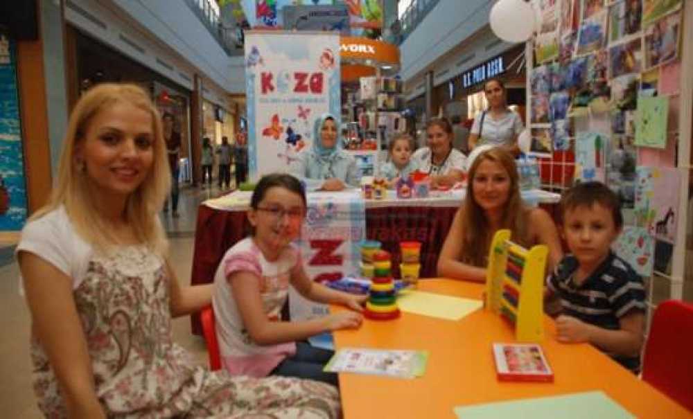Koza Kreş Orion Avm`de Tanıtım Standı Açtı