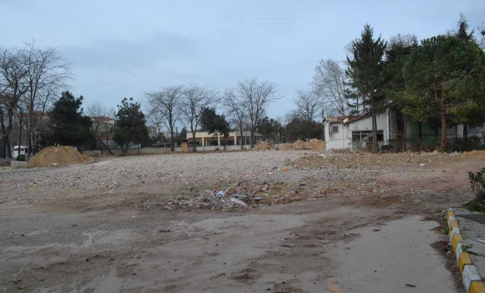 Yeniden Okul Yapılacak