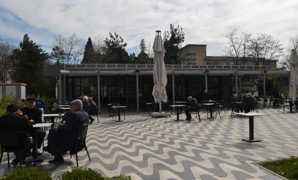 Atatürk Park Kafe Arıza Nedeniyle Kapatıldı